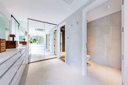 Laurel Wood Avenue (D10), Condominium #587681061